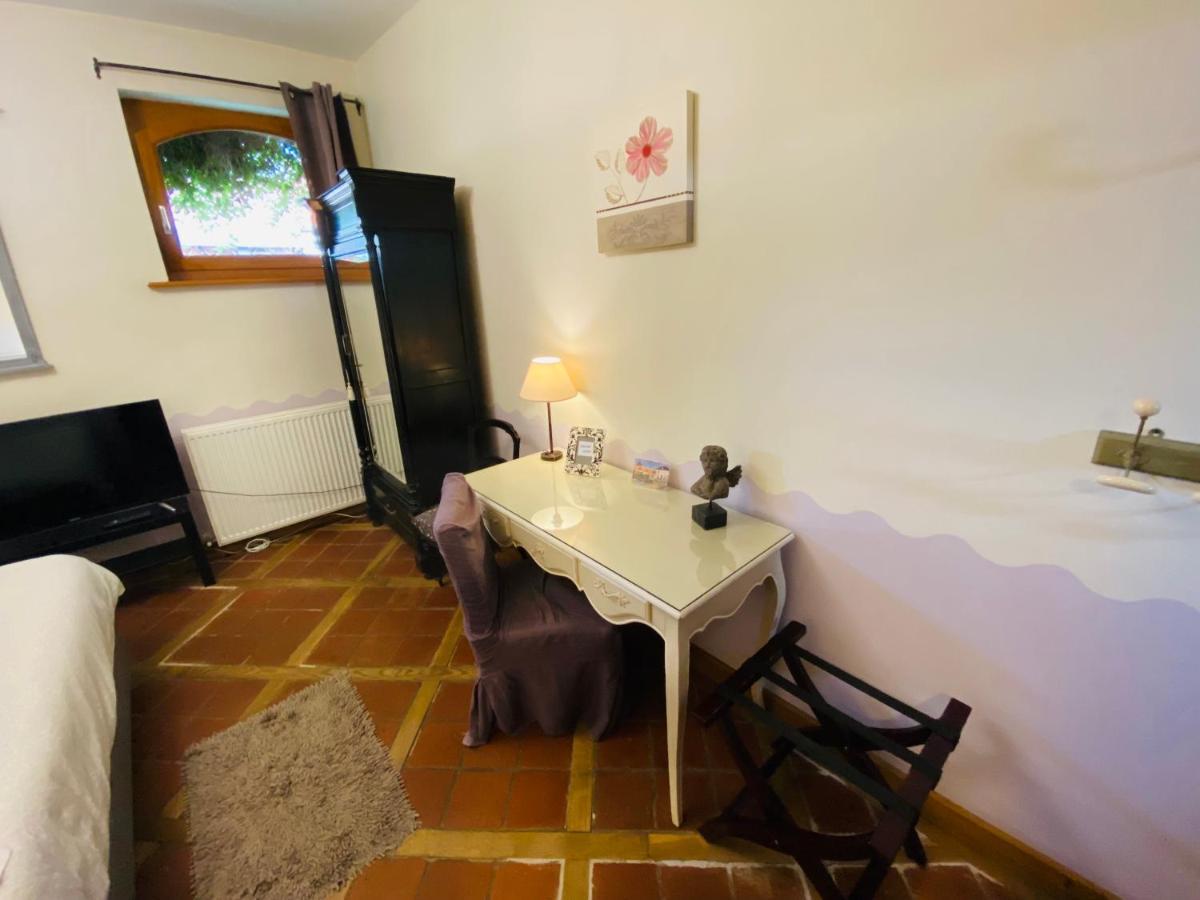 Ferme De Montecouvez Bed & Breakfast Crevecoeur-sur-l'Escaut Exterior photo